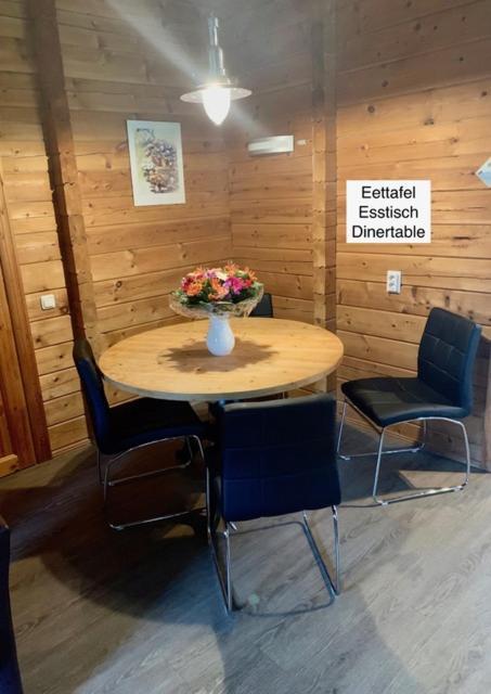 2 Bedroom Fins Chalet Gramsbergen エクステリア 写真